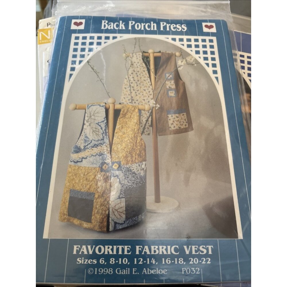 Favorite Fabric Vest Back Porch Press Size 6-22 Gail Abelo 1994 UNCUT